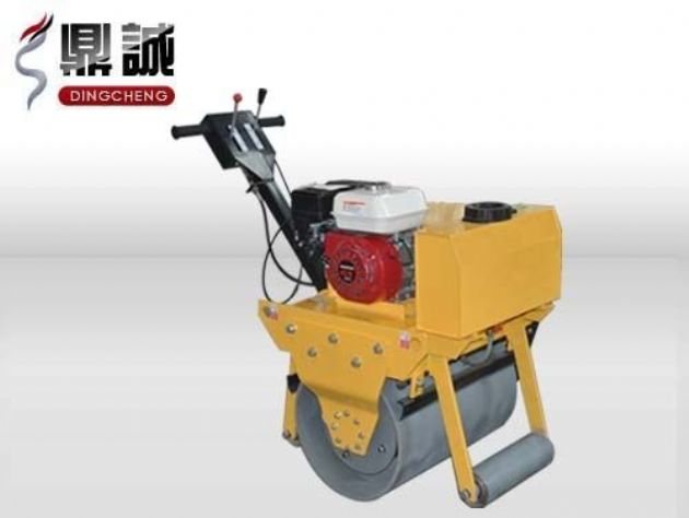 點(diǎn)擊查看詳細(xì)信息<br>標(biāo)題：輕型手扶式單鋼輪壓路機(jī) 閱讀次數(shù)：12355