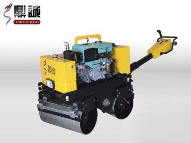 點(diǎn)擊查看詳細(xì)信息<br>標(biāo)題：DC-840-I全液壓手扶雙鋼輪壓路機(jī) 閱讀次數(shù)：14102