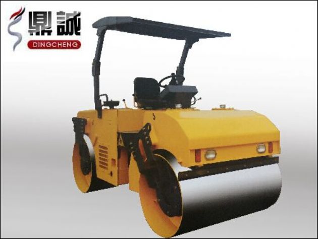 點(diǎn)擊查看詳細(xì)信息<br>標(biāo)題：6噸雙鋼輪振動(dòng)壓路機(jī) 閱讀次數(shù)：12763